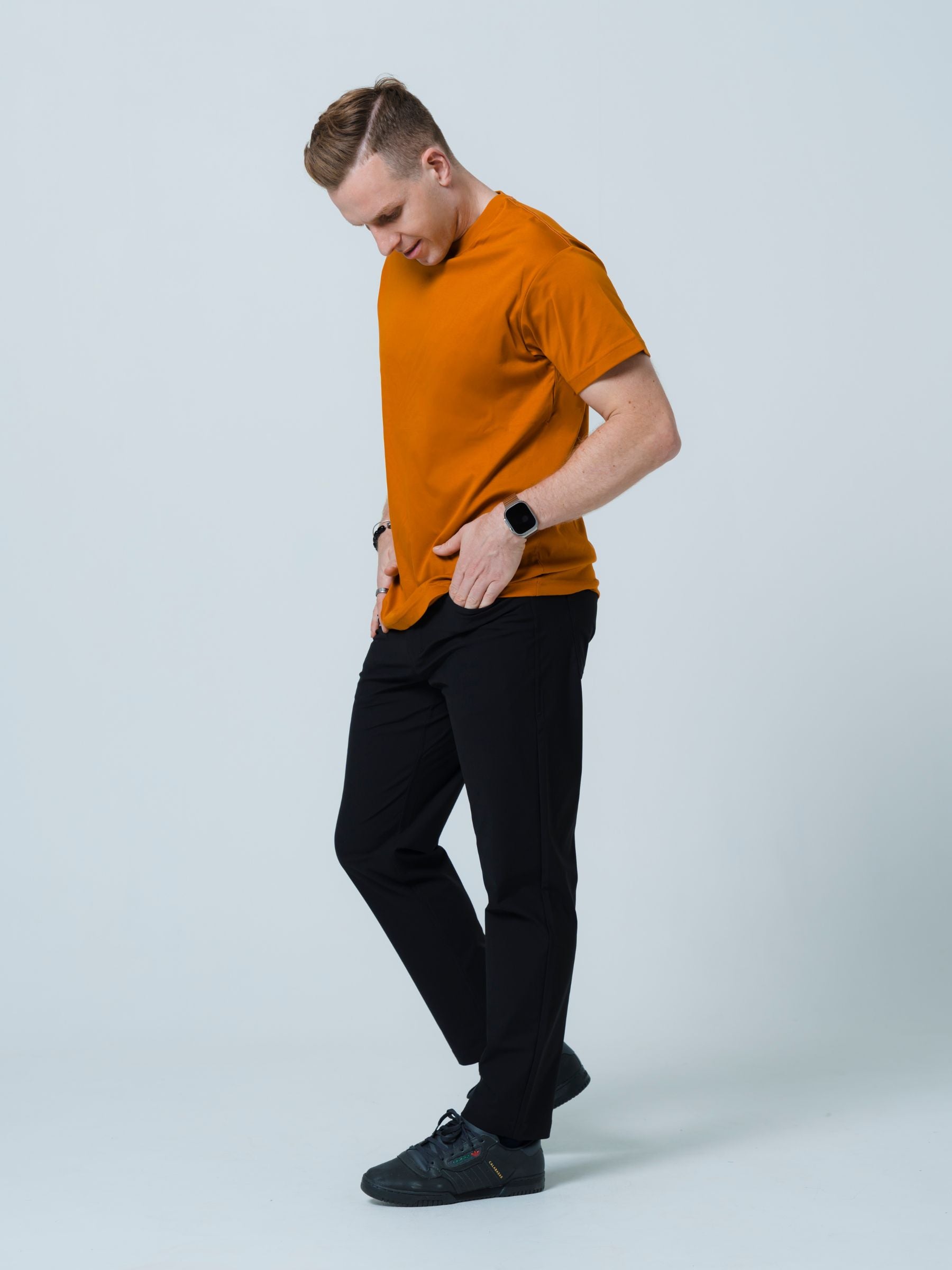 Versa Slim Fit 5 Pocket Pant \ Black